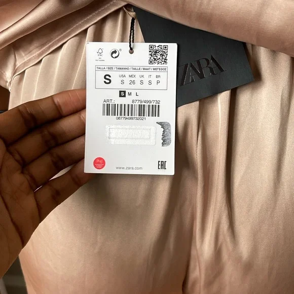 Zara Pajama Set - Picture 3 of 4